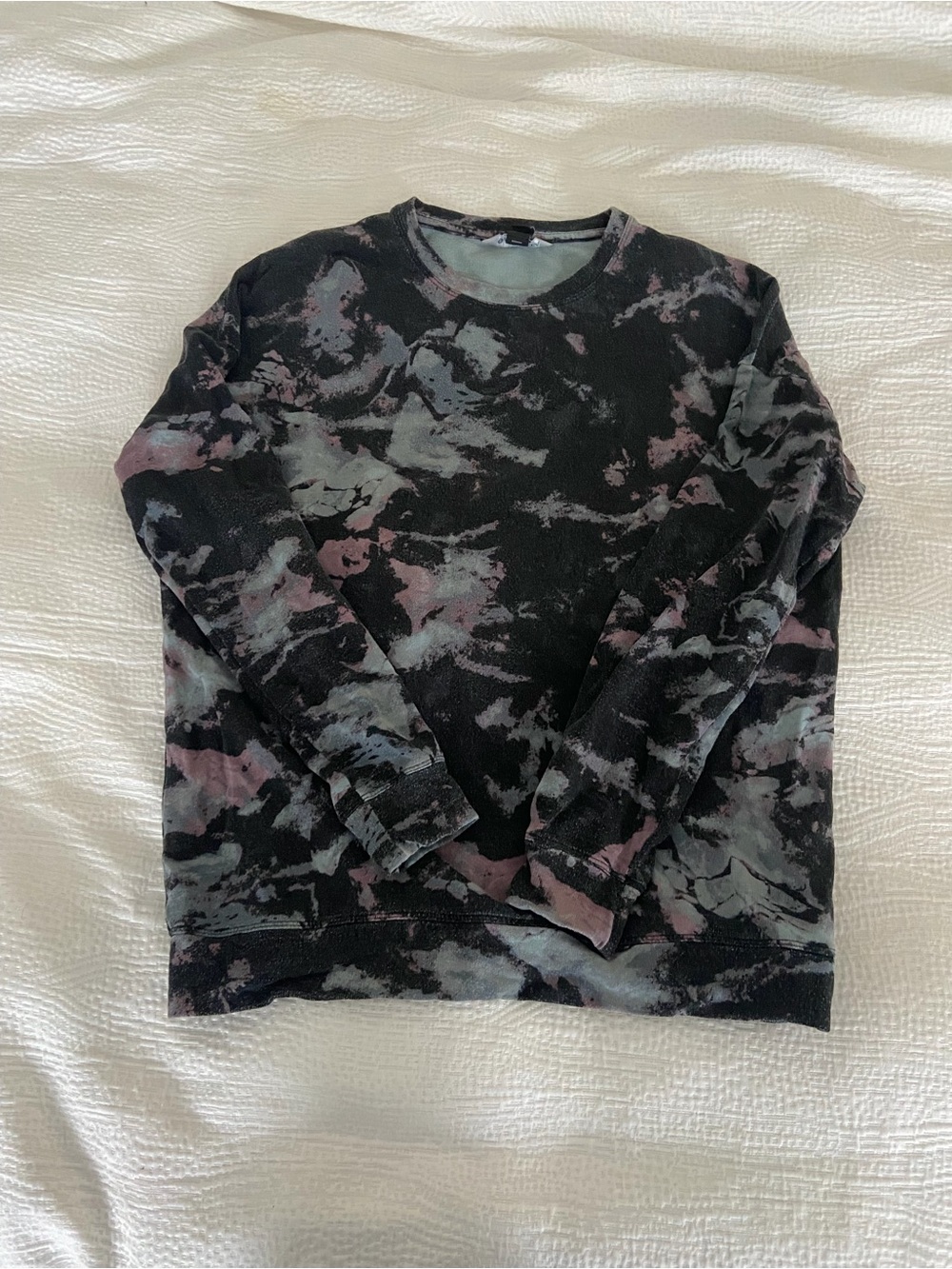 Athleta Women’s Black Tie-Dye Crewneck Sweatshirt